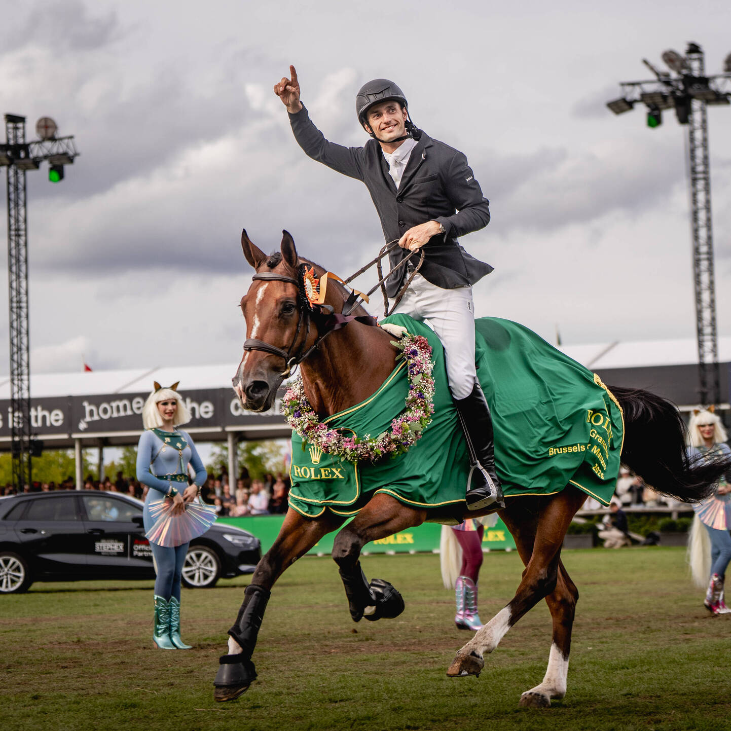 Richard Vogel, vainqueur du Rolex Grand Prix 2026, en selle sur Gangster Montdesir