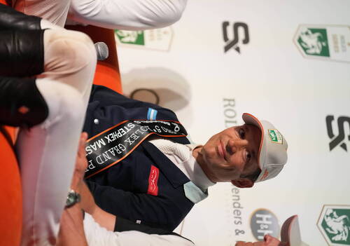 Optimized by JPEGmini 3.14.12.71901706 0x80e56be3