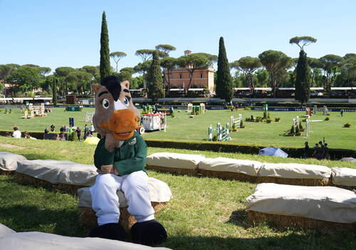 Rosie Mascotte. Photo(c) Rolex/Sportfot