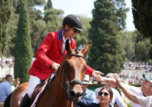Grand Prix; Cian O Connor; Karl Cook  Caracole de La Roque. Photo(c) Rolex/Sportfot