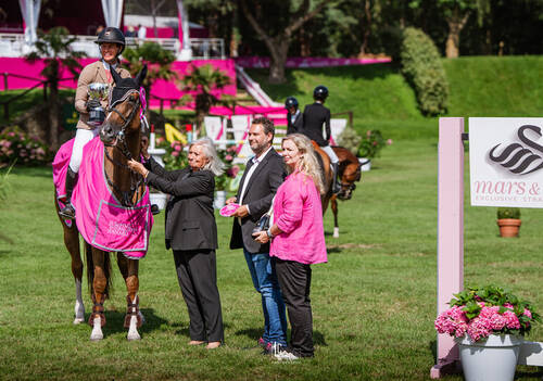 Victoire éclatante d’Alexa Ferrer dans l'épreuve CSI5* – 1,55 m à Dinard