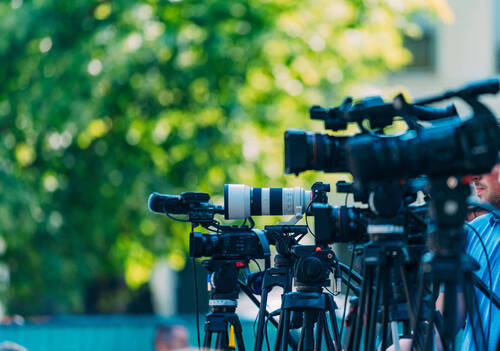 Press : An exclusive platform