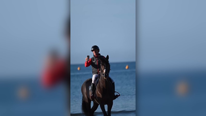 Morning stroll on the beach !