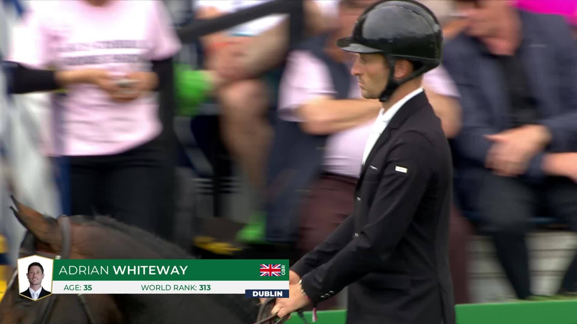 Adrian Whiteway avec Chacco Volo - Dublin Horse Show 2025 - Manche 1